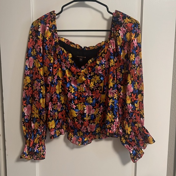 Floral blouse - Picture 3 of 3